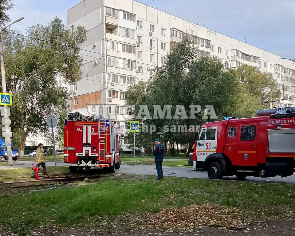 🔥На пересечении улиц Советская/Свободы произошло перекрытие из за пожара.