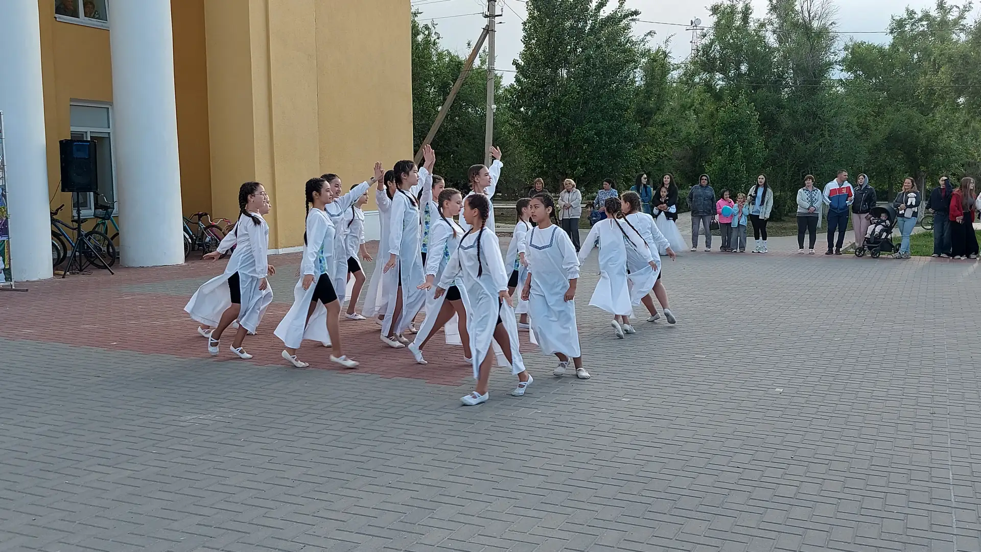 ☀31 мая площадь Районного Дома культуры стала центром притяжения для жителей, объединив...