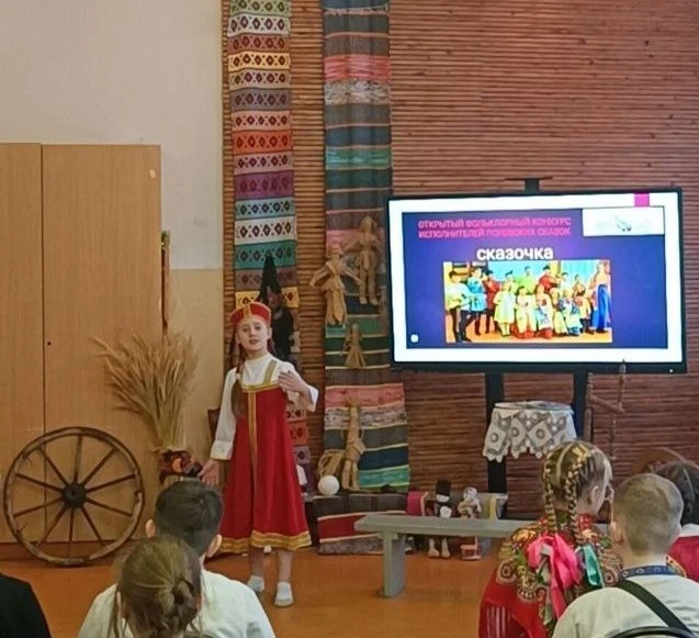 Подведены итоги II тура Открытого фольклорного конкурса исполнителей псковских сказок «Сказочка». Уч