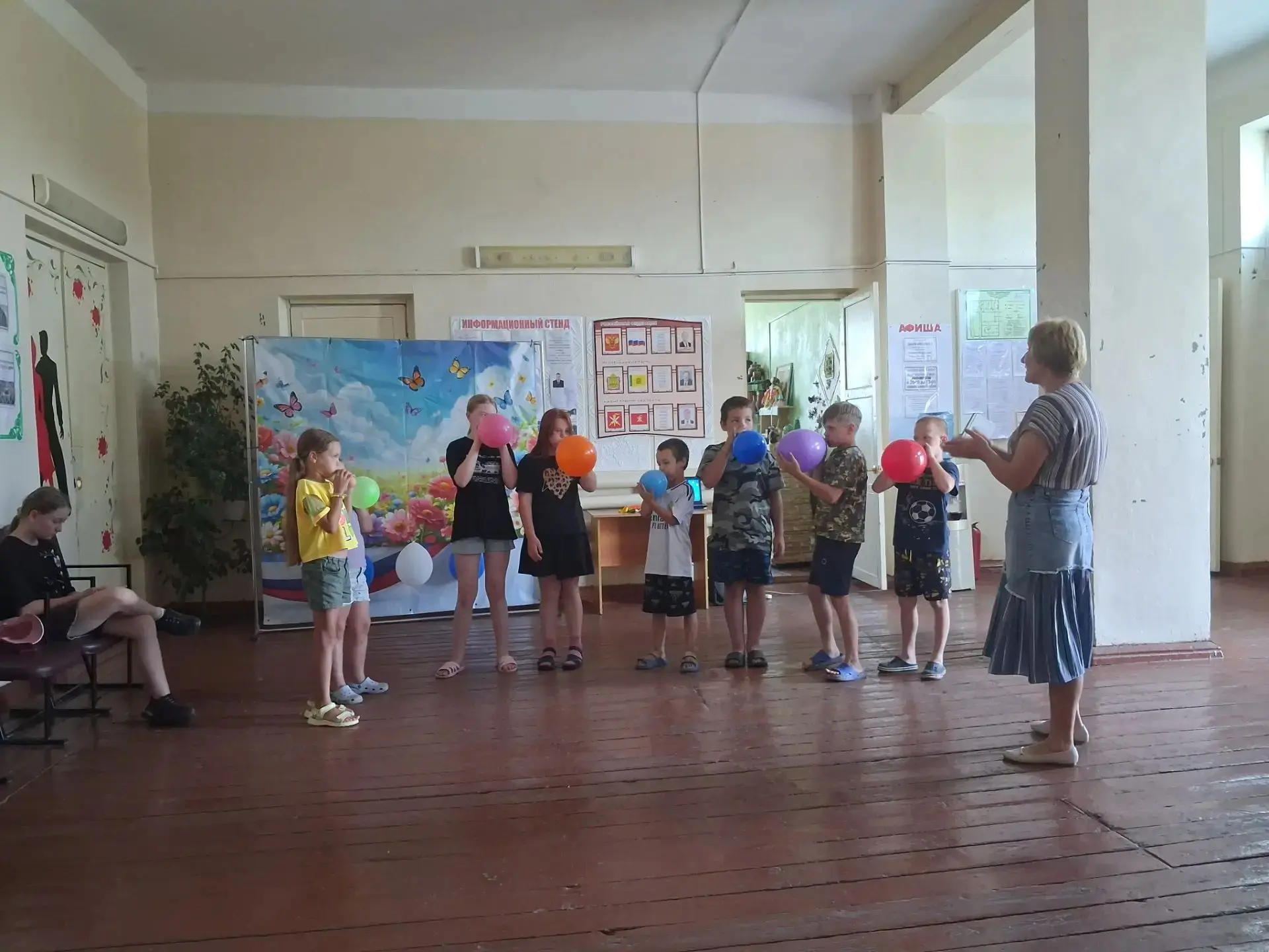 #ураканикулы 
Что любят дети больше всего на свете? Воздушные шары! Даже одного яркого шарика достат