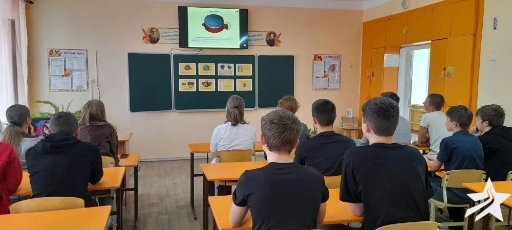 📝УЧЕБНЫЕ ЗАНЯТИЯ

✅Педагог дополнительного образования зонального центра "Авангард северо-восточный