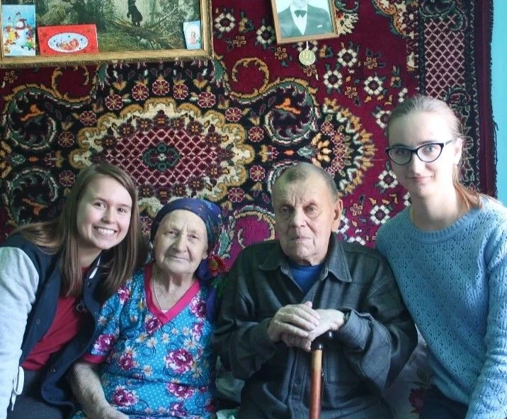 Продолжаем знакомство с жителями нашего дома.