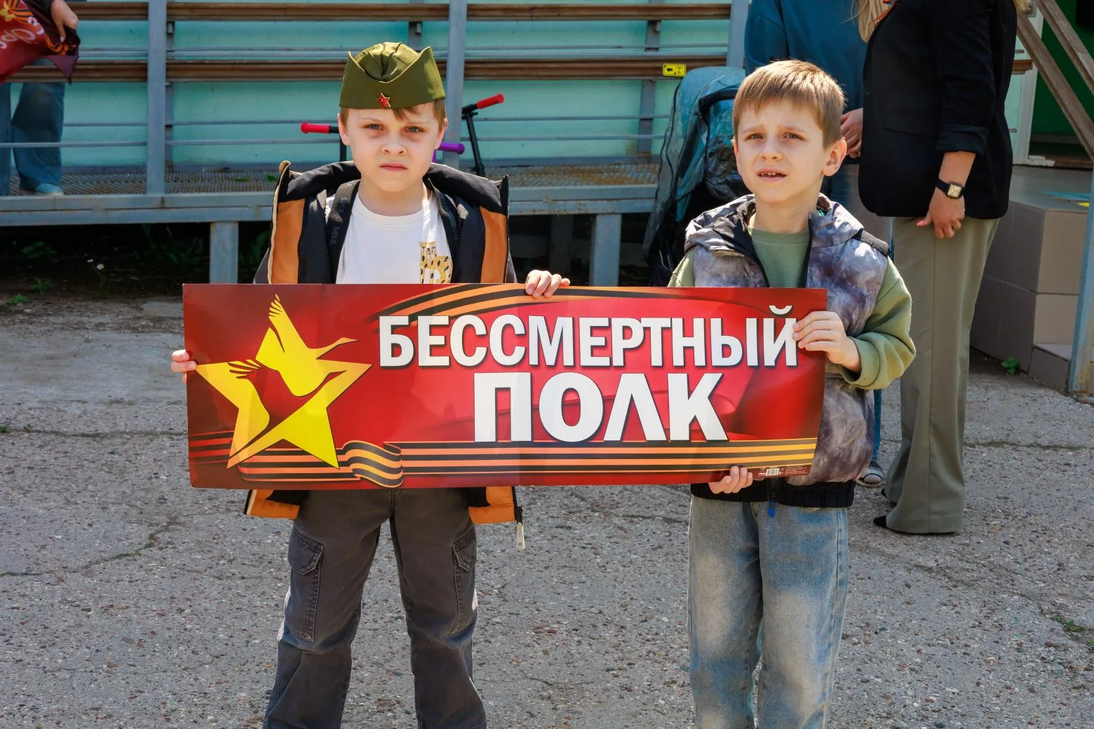 🌟 По всей стране прошёл "Бессмертный полк " и в нашем детском саду тоже прошёл «Бессмертный полк» —