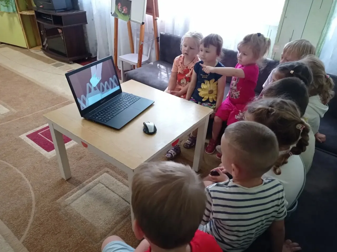 Каждый из нас может стать настоящим помощником Земли!Дети 1 младшей гр. №5 "Дюймовочка"...