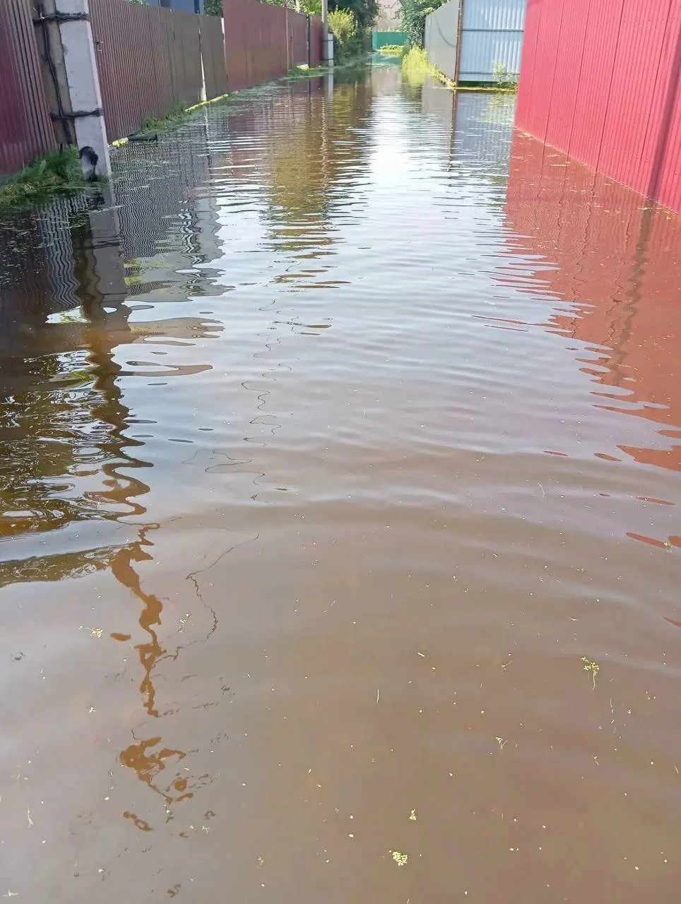 ✅ Суходольный затопило - жители жалуются на воду по колено ✅