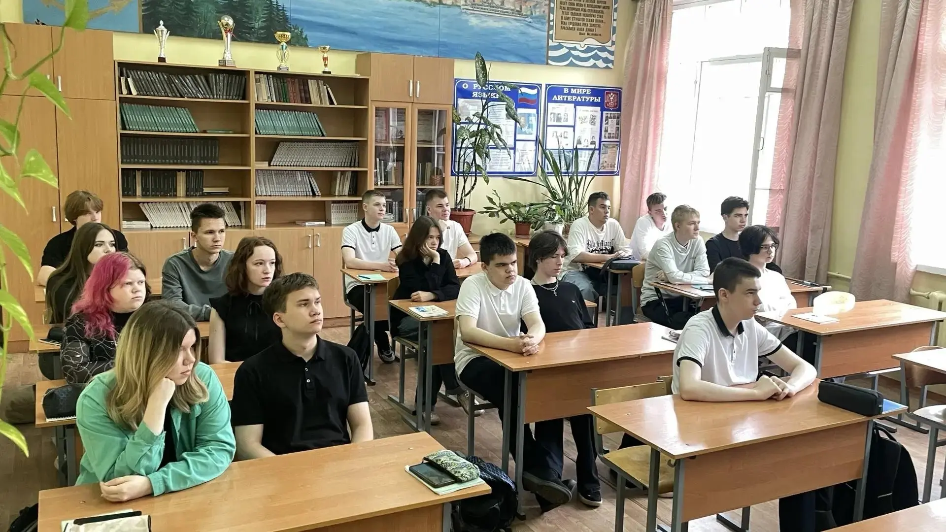 🚦Будь умным на дороге — знай и соблюдай Правила 

Вскоре у обучающихся первого курса начинаются лет