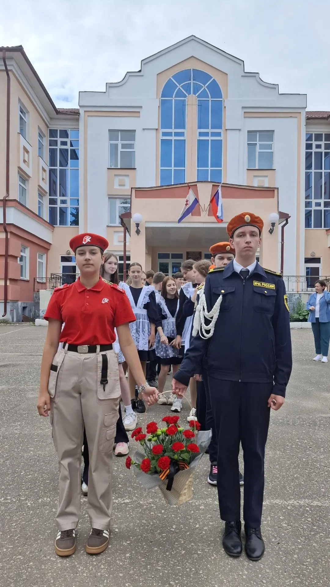Сегодня, 22 июня, в ДЕНЬ ПАМЯТИ И СКОРБИ, ребята из  лагеря "Ударник" приняли участие в...