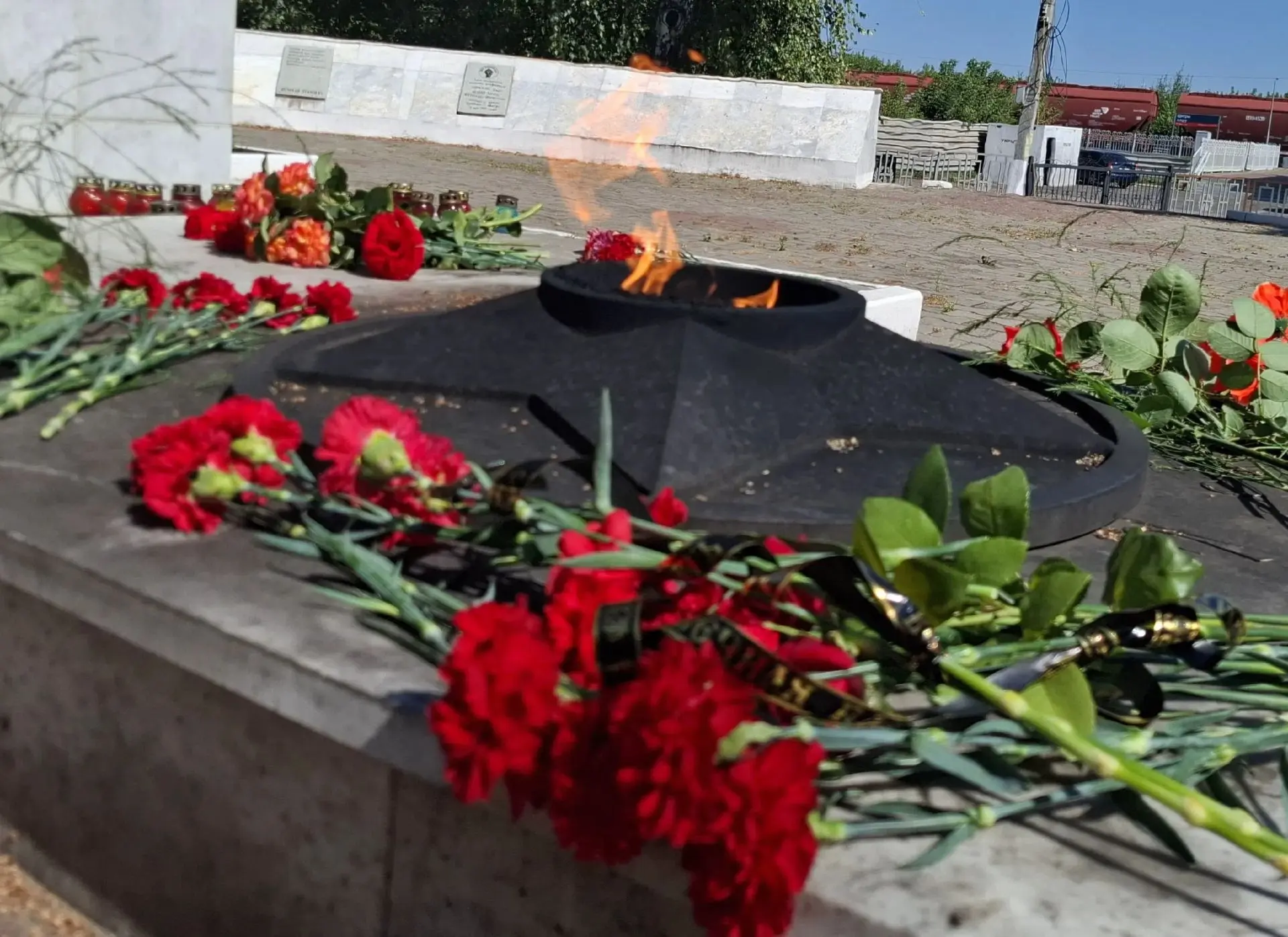 🎉Сегодня в городе Щигры состоялся торжественный митинг, посвящённый 83‑й годовщине Поб...
