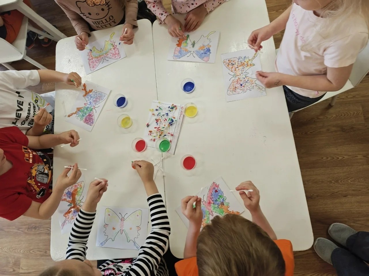 🦋 Лето в ладошках и на крыльях: наше нейропутешествие.
В группах прошло не просто занятие, а настоя