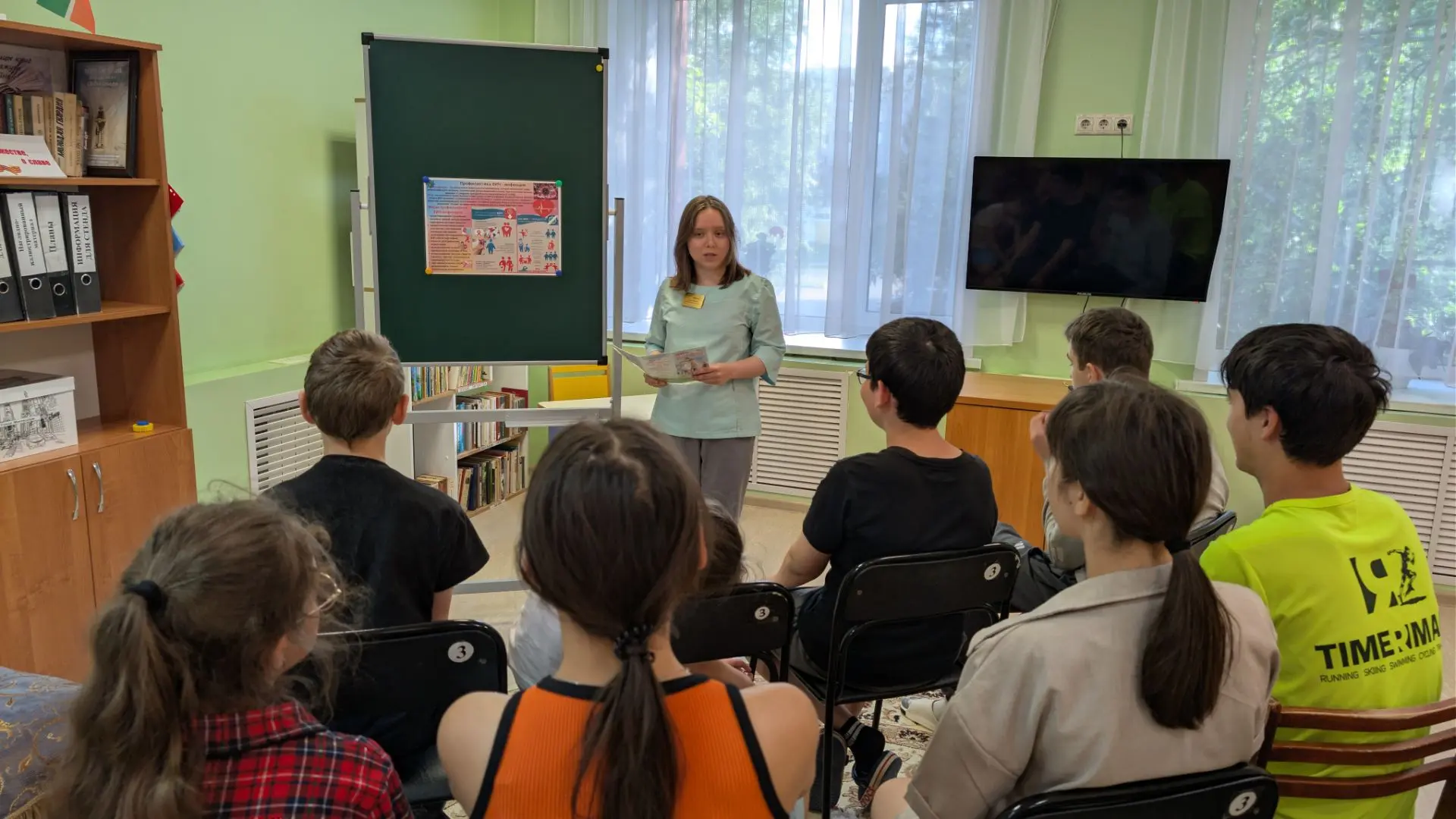 Проведена беседа с детьми стационарной группы на тему «Профилактика ВИЧ-инфекции» с целью познакомит