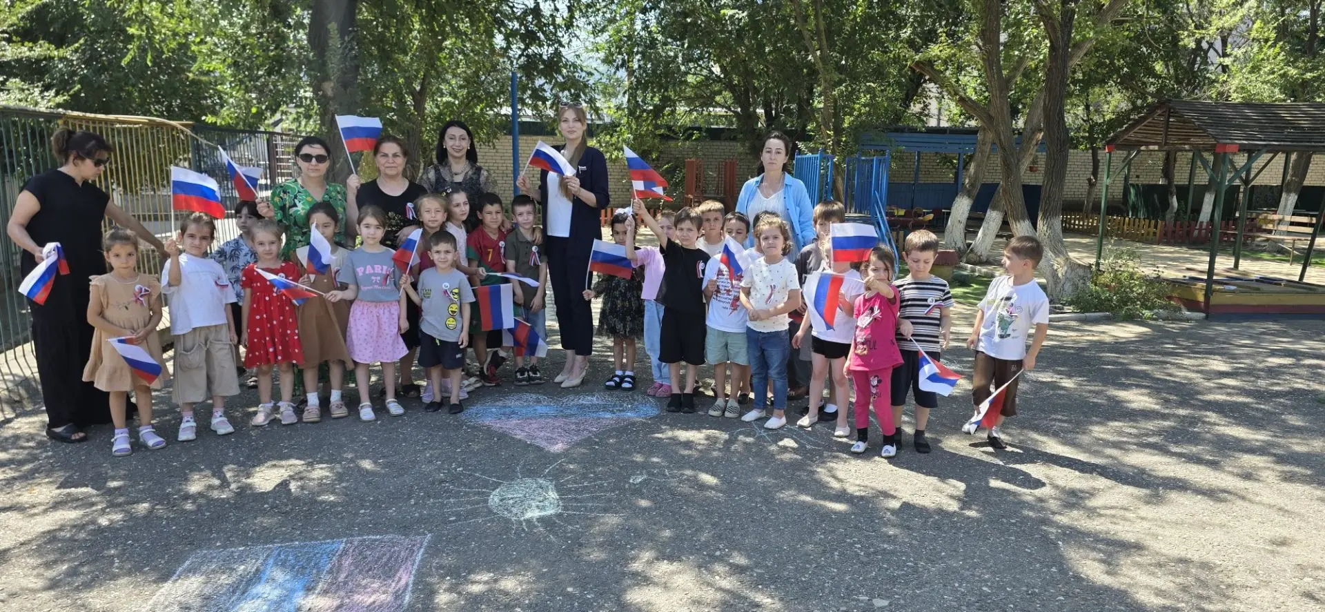 21 августа главные специалисты Республиканского центра русского языка и культуры, Светл...
