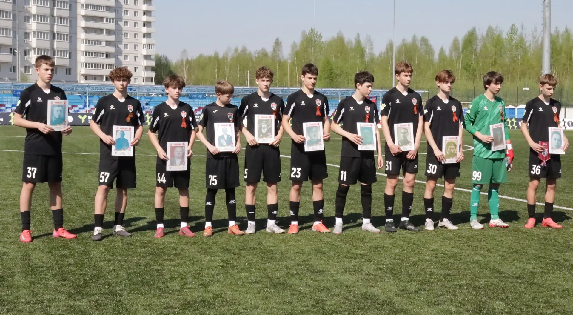 Футбольное противостояние ко Дню Победы: юные футболисты Химок сыграют с командой из Орла   9 Мая на