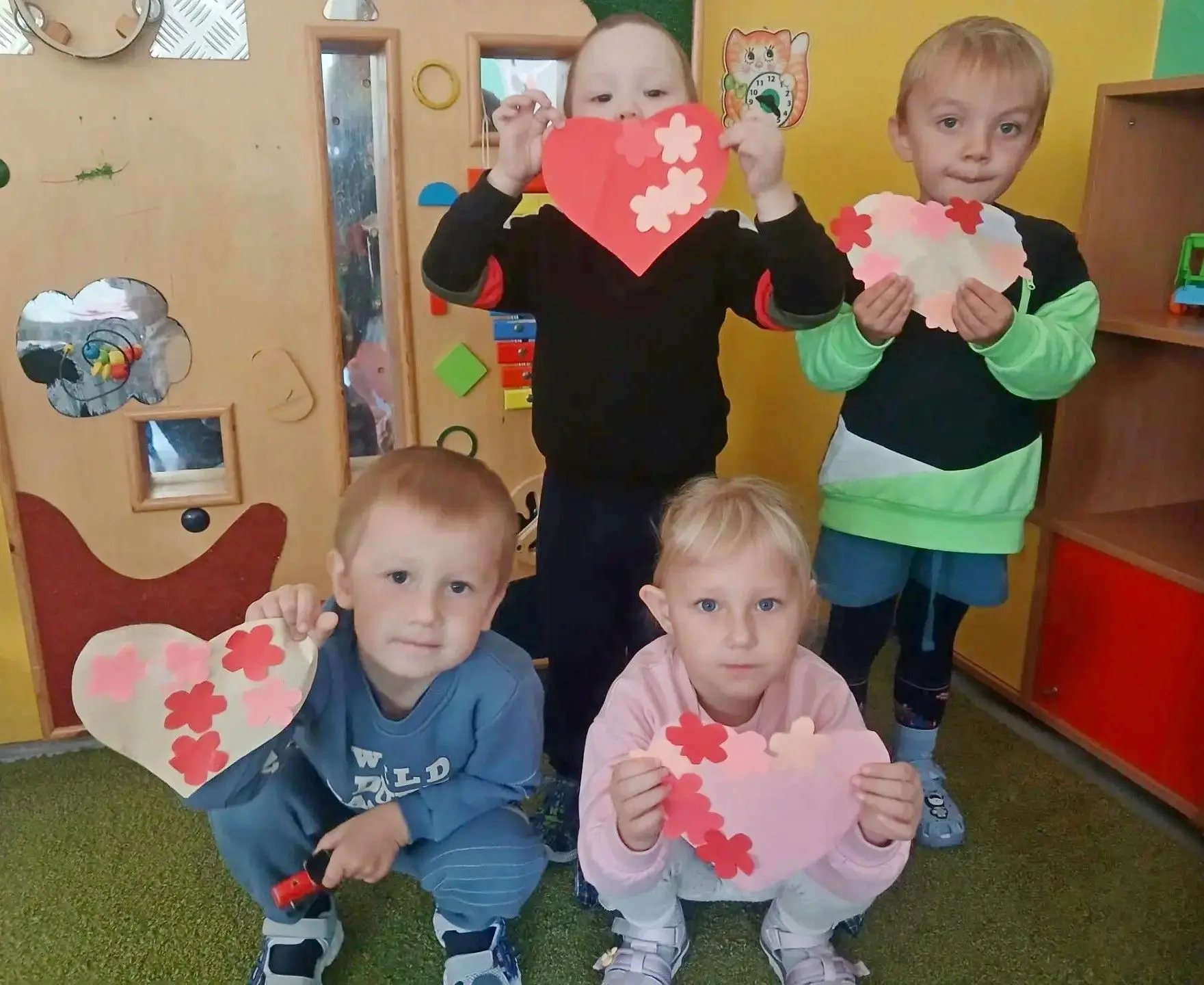 💐 Маленькие ручки — большое сердце!