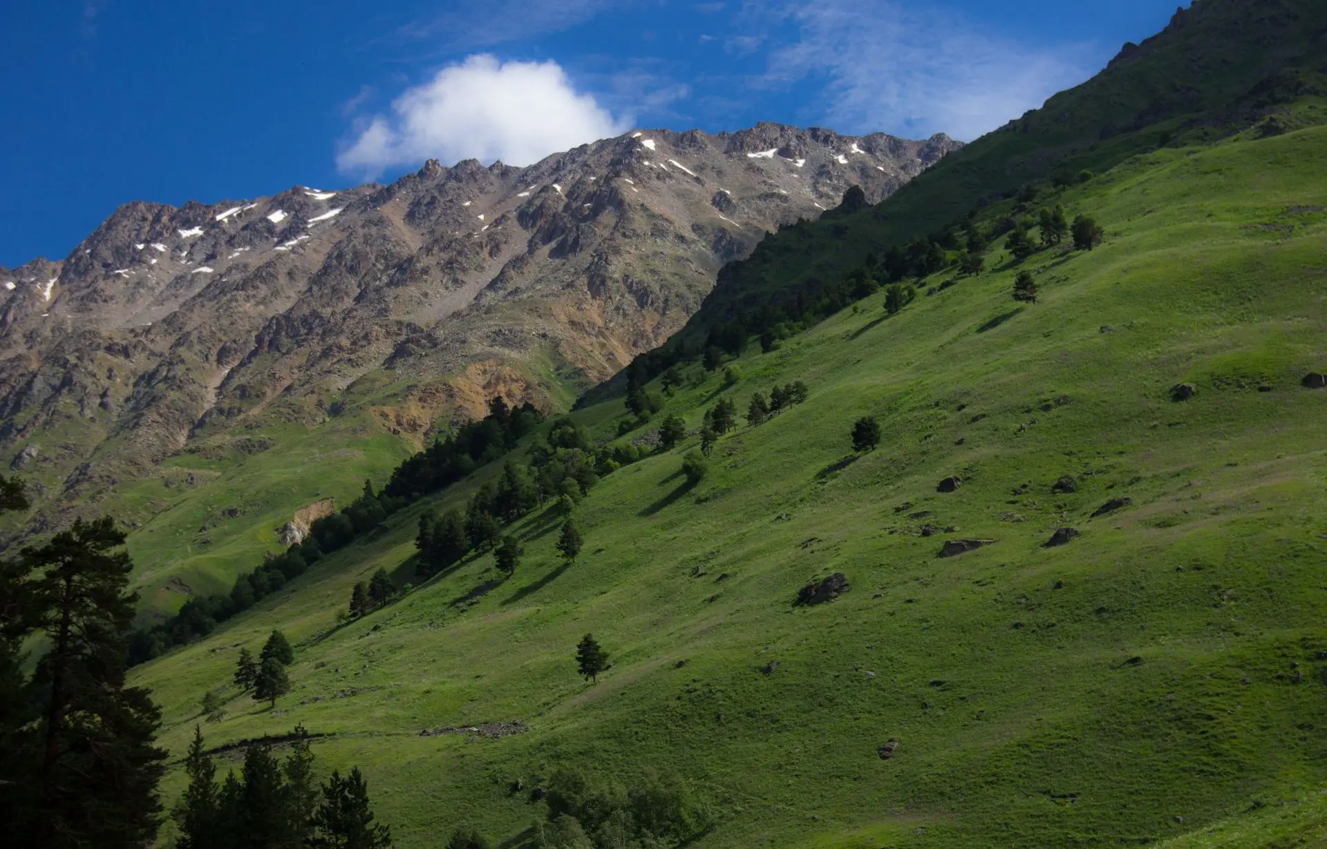 Почему бархатный сезон называется «бархатным»?