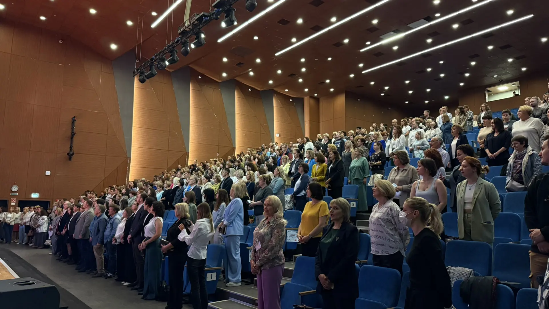 Сегодня в 548-й состоялся большой педагогический совет! 👩‍🏫👨‍🏫