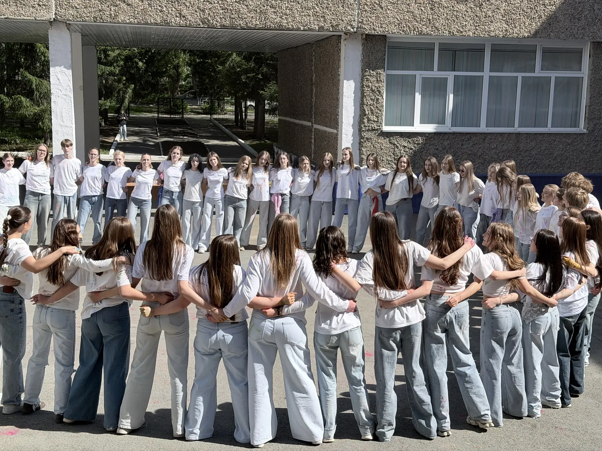 💃🎨 Выпуск-2026: зажгли так, что лицей запомнит навсегда!  Сегодня в нашем лицее случилось настоящее 