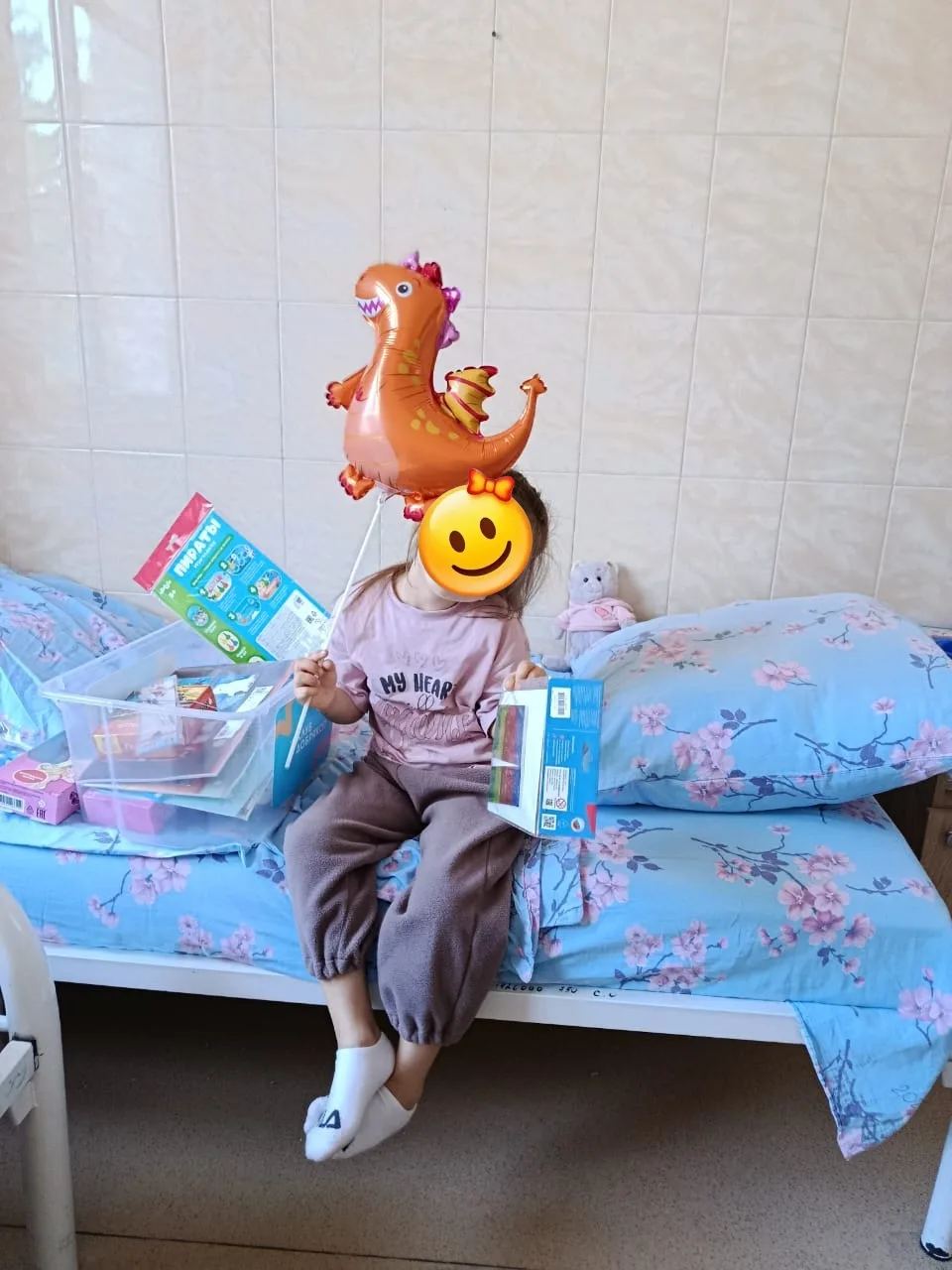 🎉 Маленькие радости к 1 Сентября! 🎉 Мы устроили для ребят небольшой праздник — раздал...