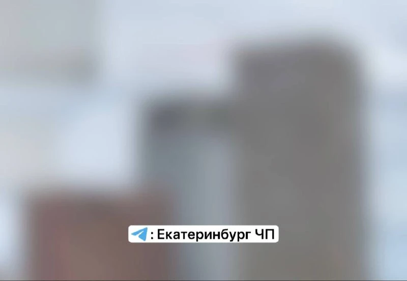 ❗️ В Чкаловском районе обломки БПЛА попали в жилые дома и логистический центр