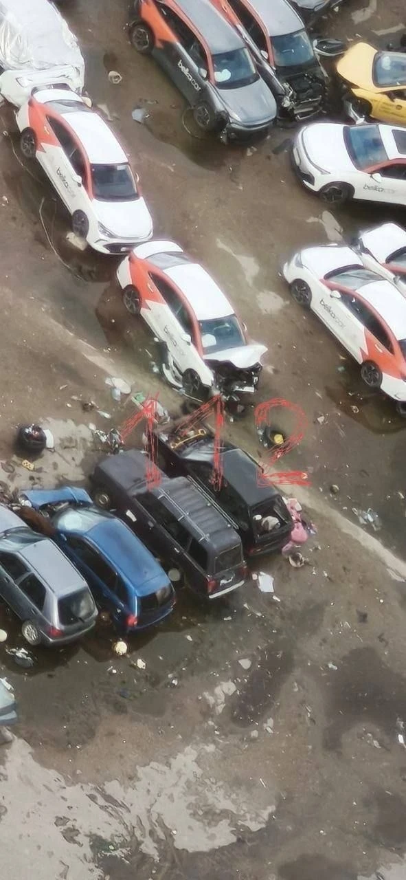 Жильцы элитного ЖК Москвы пожаловались на мусор и бездомных. Службы их услышали и устра...