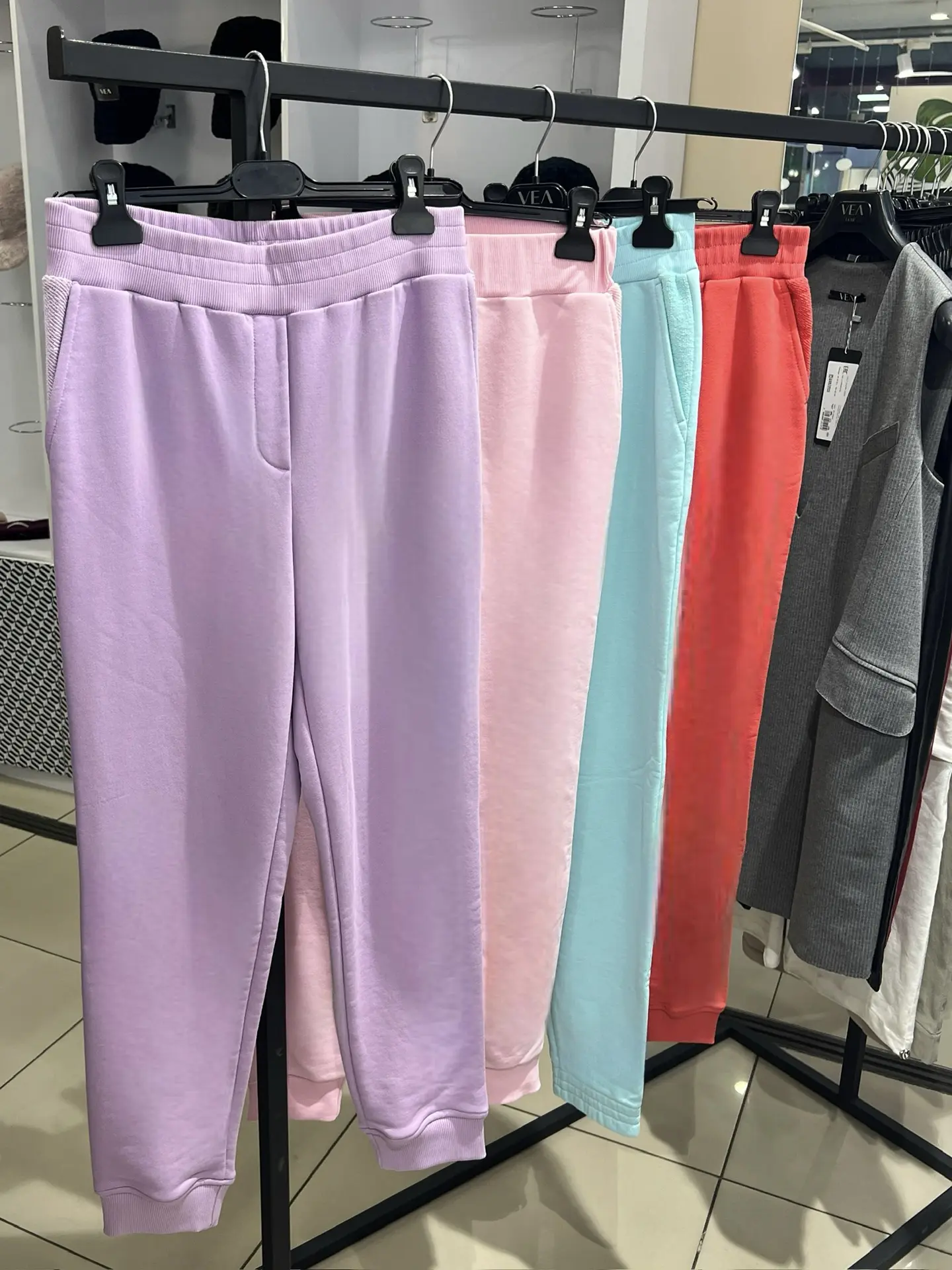 Любые брюки 499₽