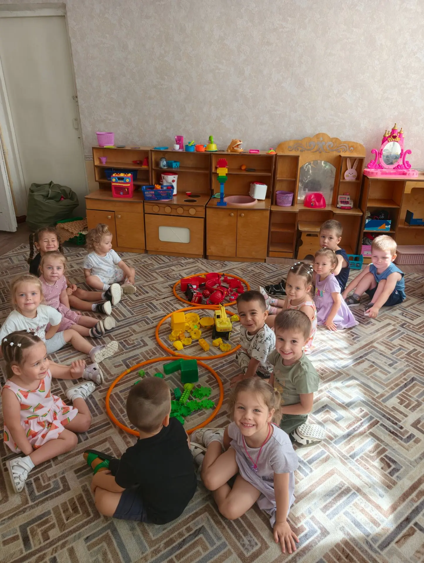 Фото