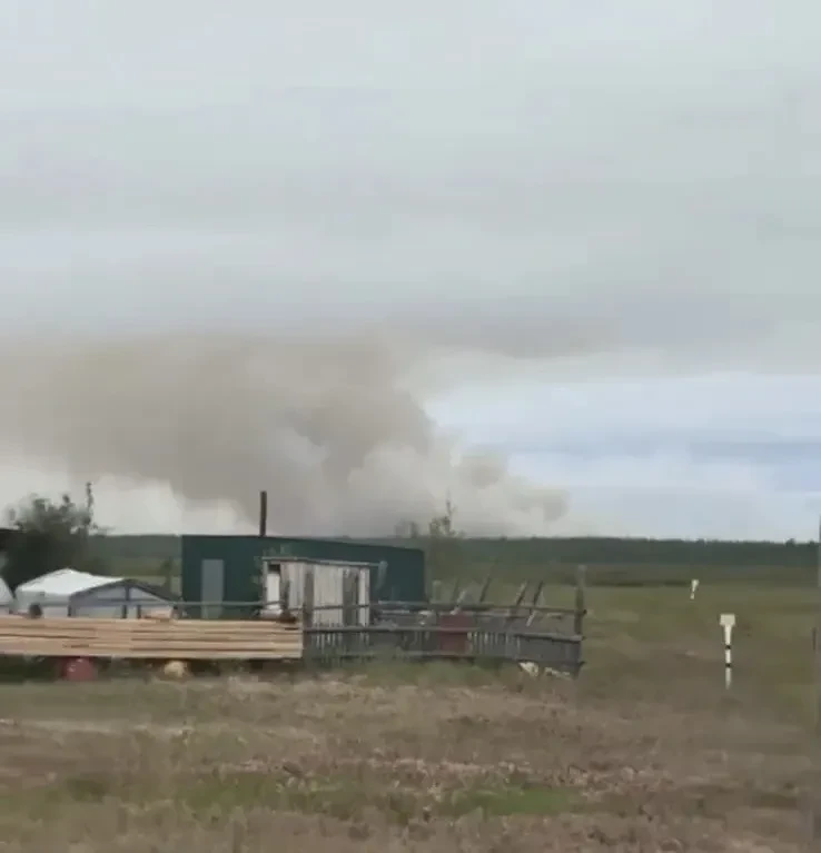 🚨 Дополнительные силы направлены на тушение лесного пожара в Оленекском улусе