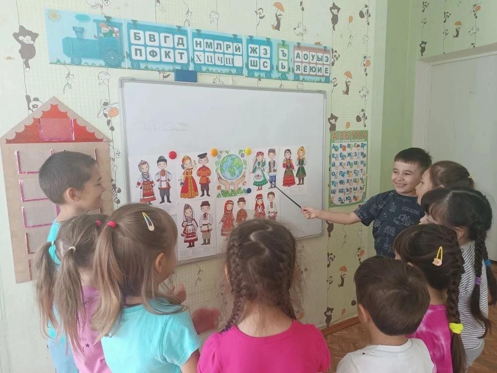Мы рисуем Россию! 🇷🇺
В преддверии одного из главных государственных праздников — Дня России, в ста