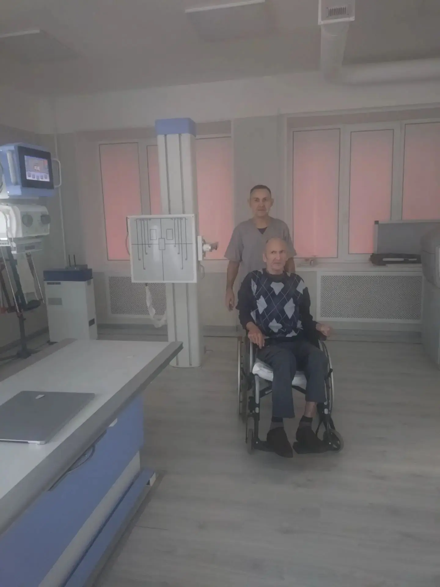 Сегодня медицинский брат Муртазин И.Г. сопровождал получателя социальных услуг на рентг...