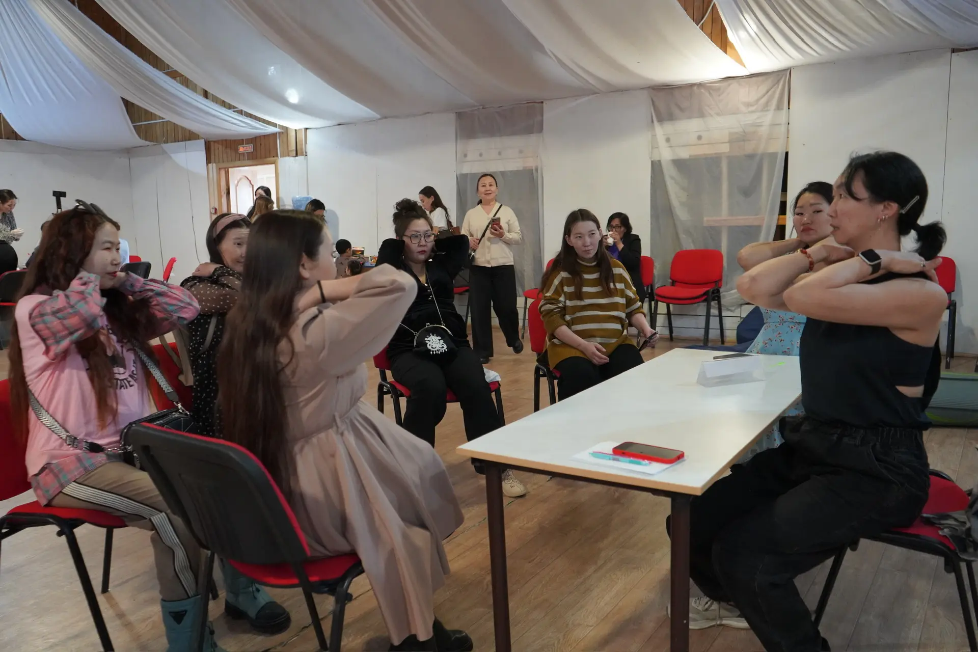 «ИЙЭ БУОЛУУ ДЬОЛО - САҤА ОЛОХ ТӨРҮТЭ»  Муус устар 16 күнүгэр, «Кыталык» уопсастыбаннай киинигэр, ийэ