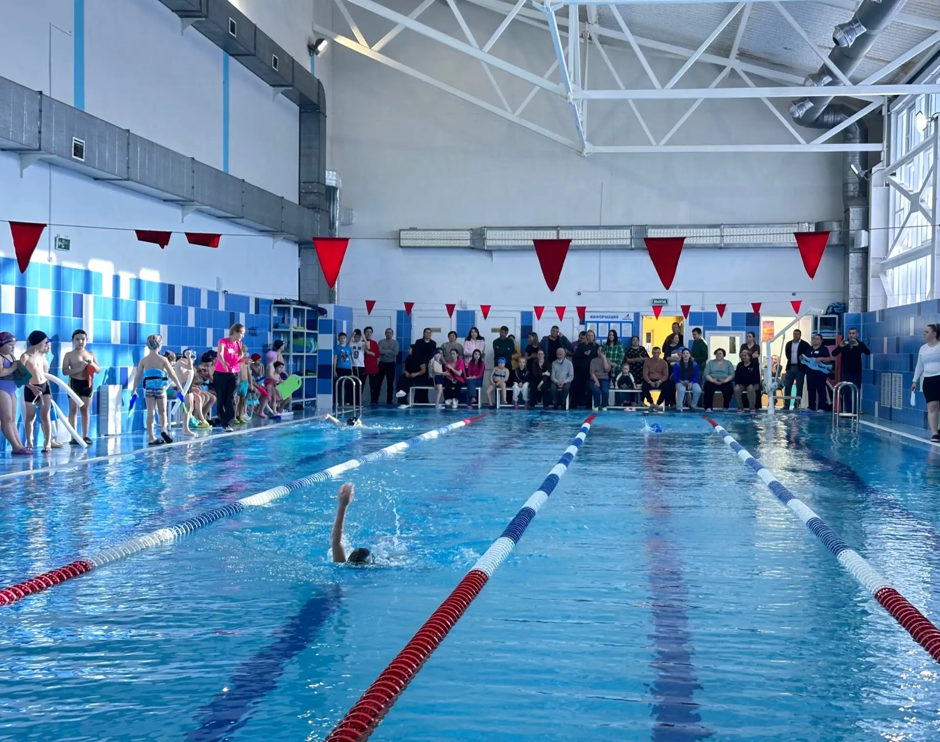 🌊 🏊🏻‍♂️ 10 февраля наши юные спортсмены показали свою силу и мастерство в рамках пер...