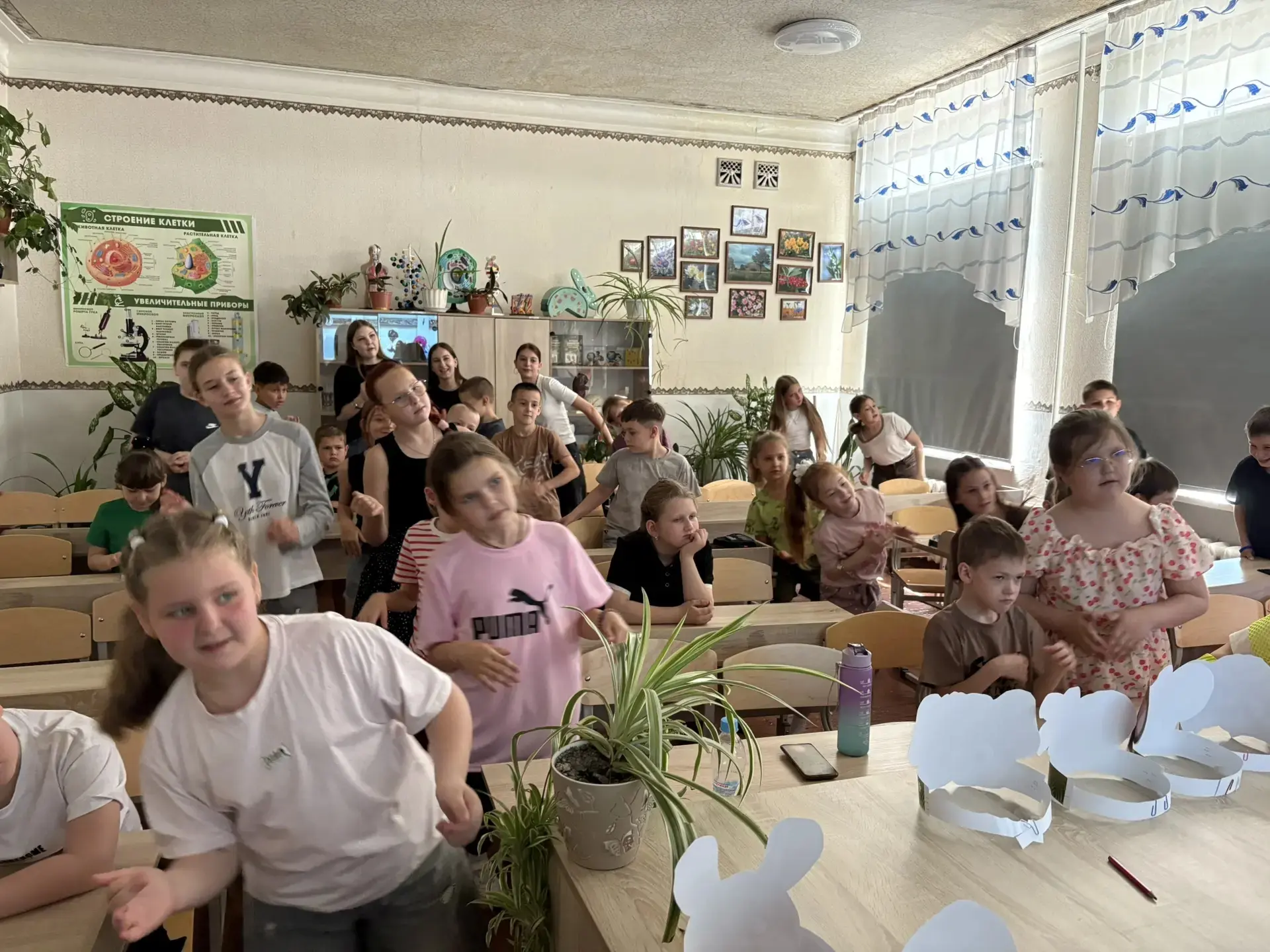 Девятый день в пришкольном лагере с тематикой «В гостях у сказки» был посвящён углублённому знакомст