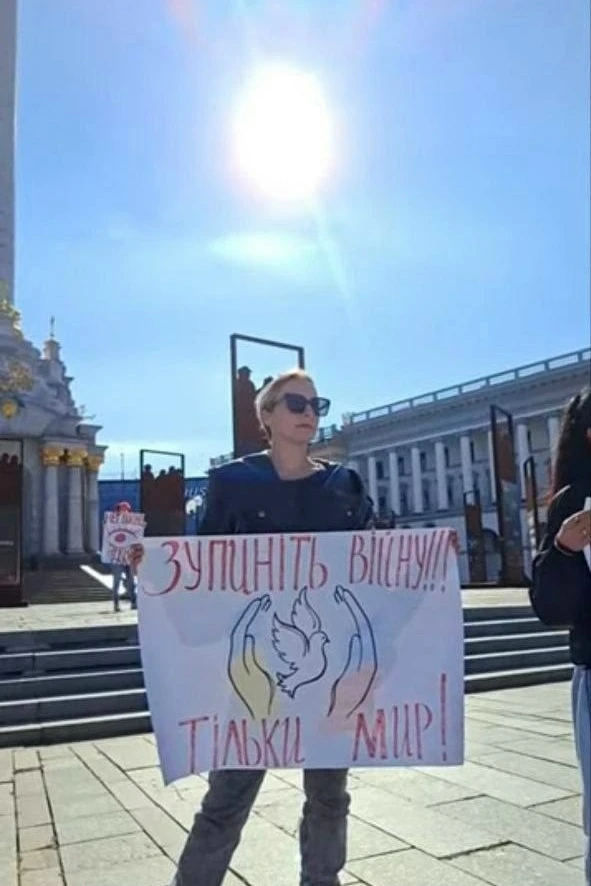🇺🇦⚡️ «Остановить войну! Только мир»: украинцы вышли на Майдан против режима Зеленского