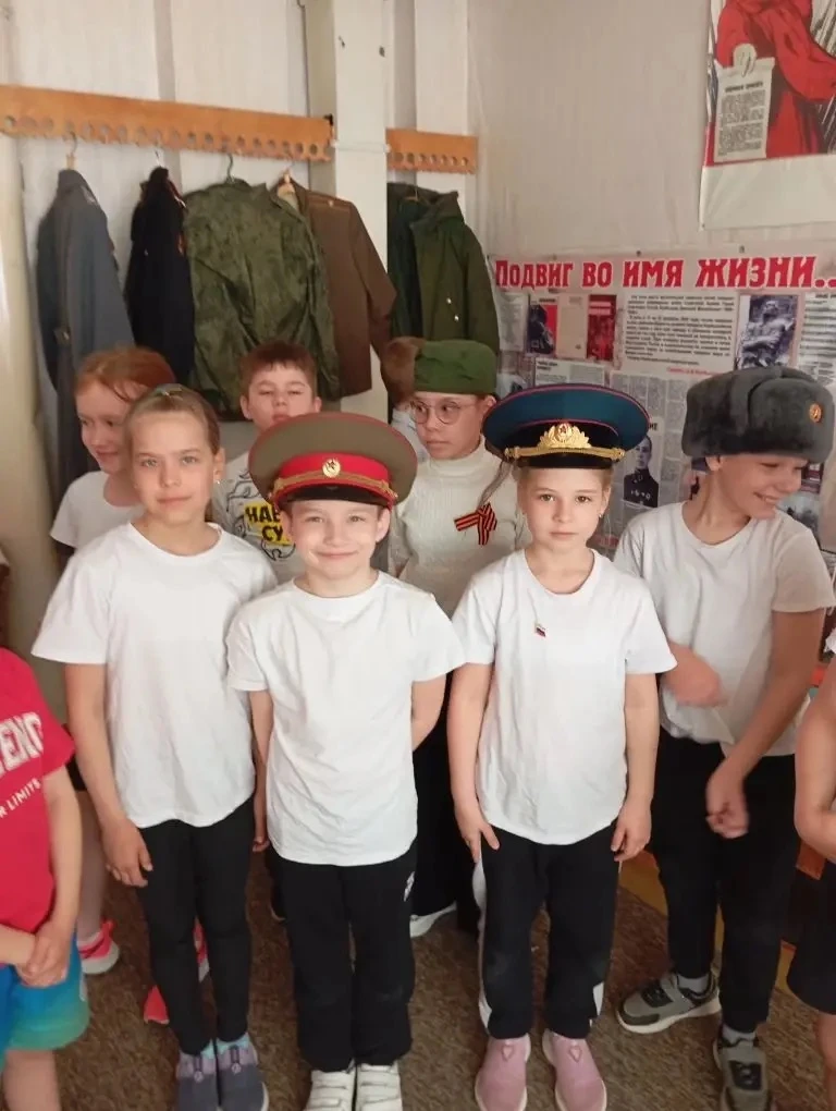🎉 День музеев в нашей школе! 🎉

Сегодня наши классы с огромным интересом посетили школьный музей и