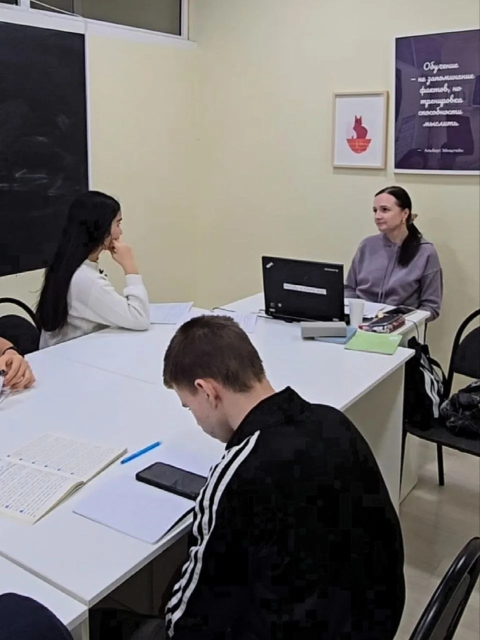 Что делать, если ребёнок не сдал ОГЭ?

Первое - не паниковать.
Второе - проверить, есть ли право на 