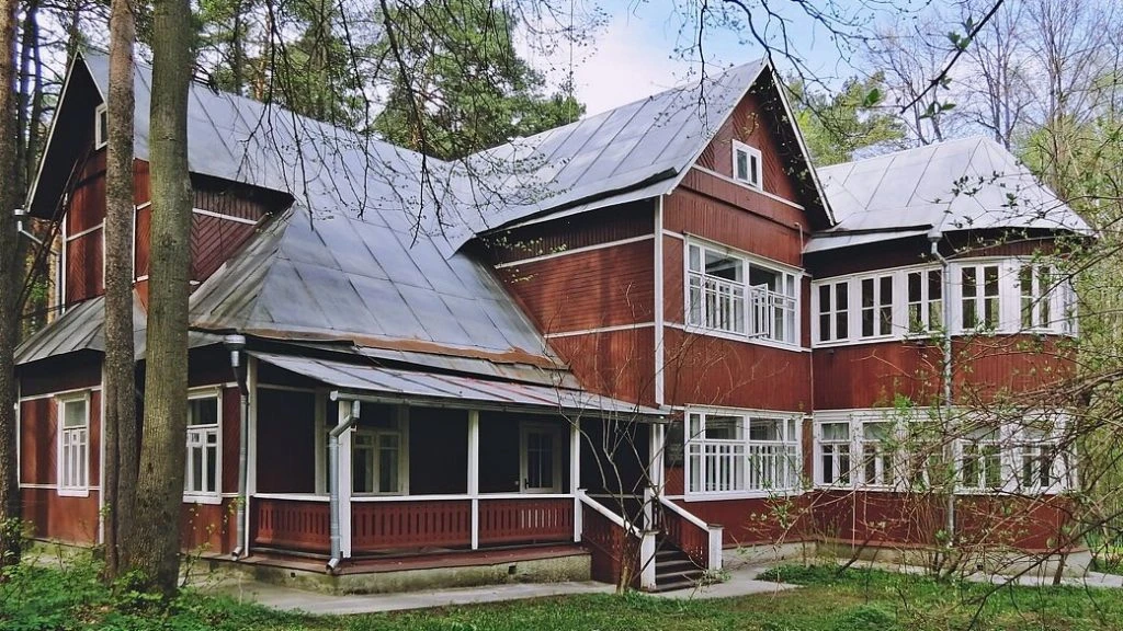 🏡📚 ПЕРЕДЕЛКИНО. ИСТОРИЯ ПОВЕРХ ЗАБОРОВ (с экскурсией в доме-музее Б. Пастернака)