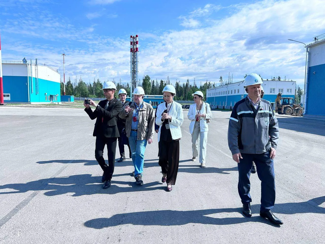 Международный визит на комплекс по переработке отходов «Островский»