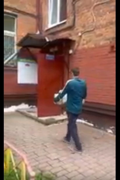 Smaevsky Vlad


￼ ПОДВАЛ ПРЕВРАТИЛИ В НЕЗАКОННЫЙ СКЛАД И МАСТЕРСКУЮ ЧЕРЕЗ ЖИЛОЙ ПОДЪЕЗД!


Просим ог