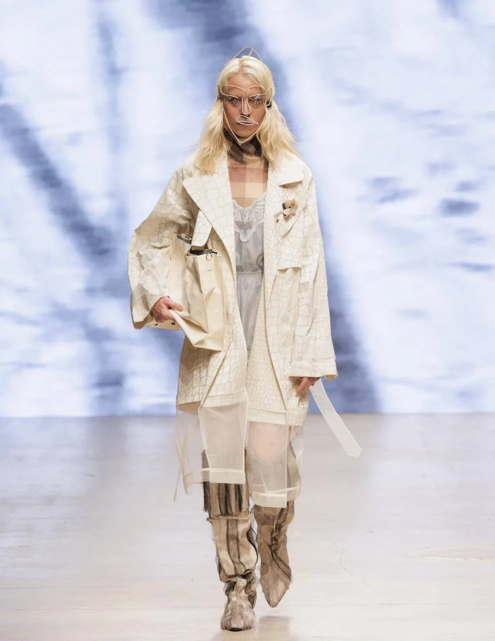 Коллекция бренда Ónoma (Москва)  на подиуме Московской недели моды