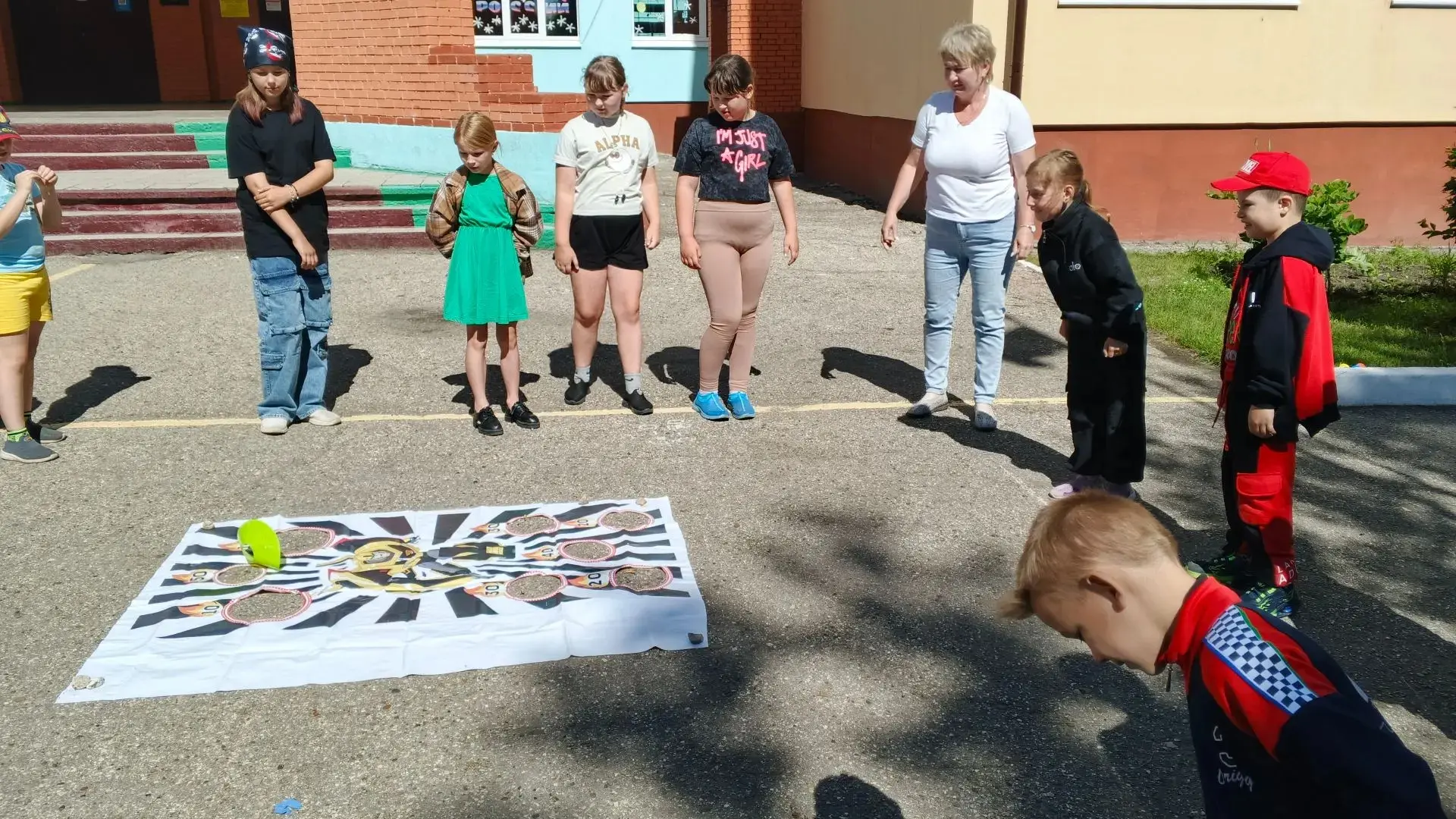 🤝 Сегодня участники нашего лагеря состязались в точности и меткости в игре ,,Меткий ст...