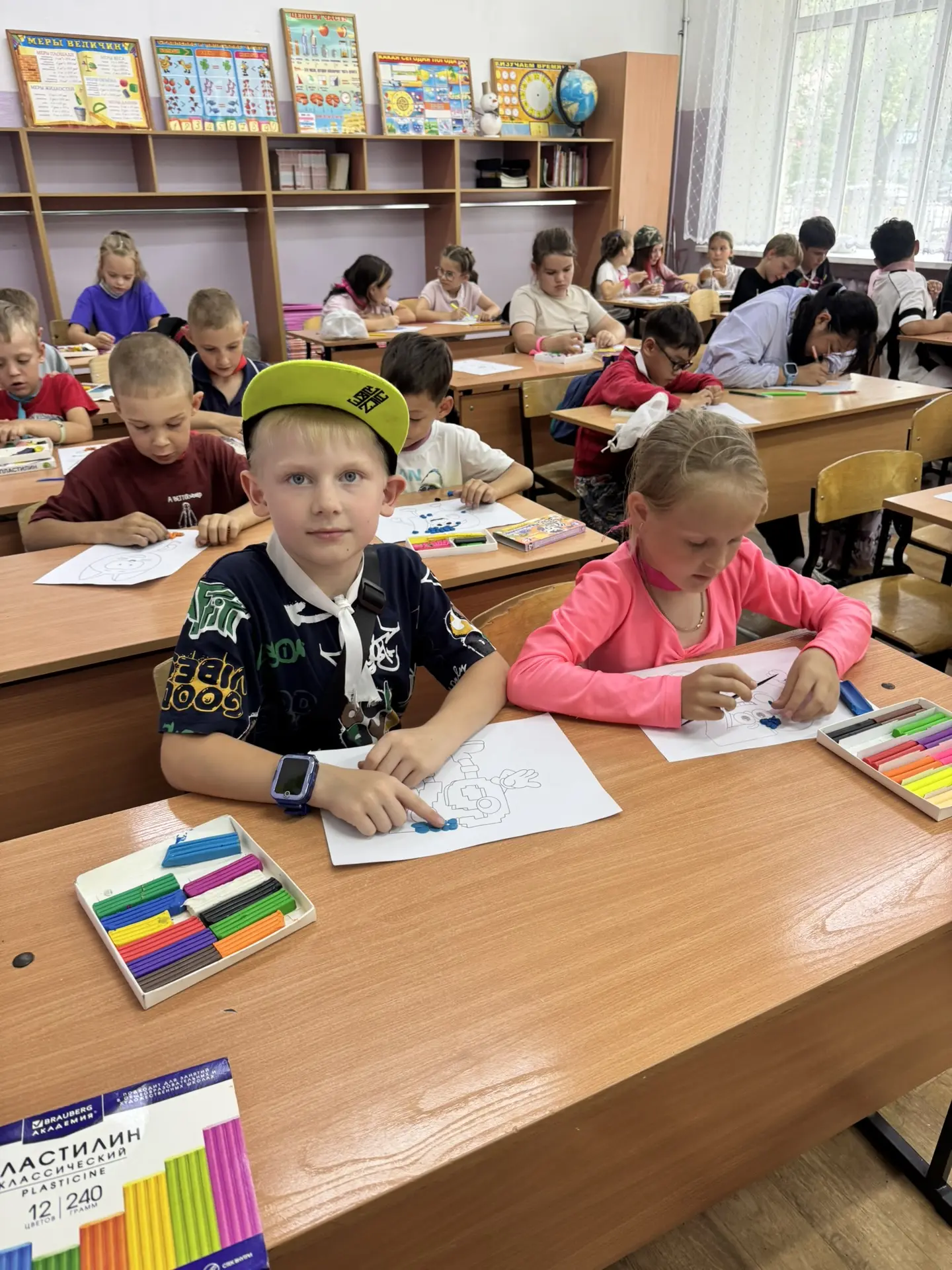Летние каникулы в лагере — это не только игры на свежем воздухе, но и время для творчес...