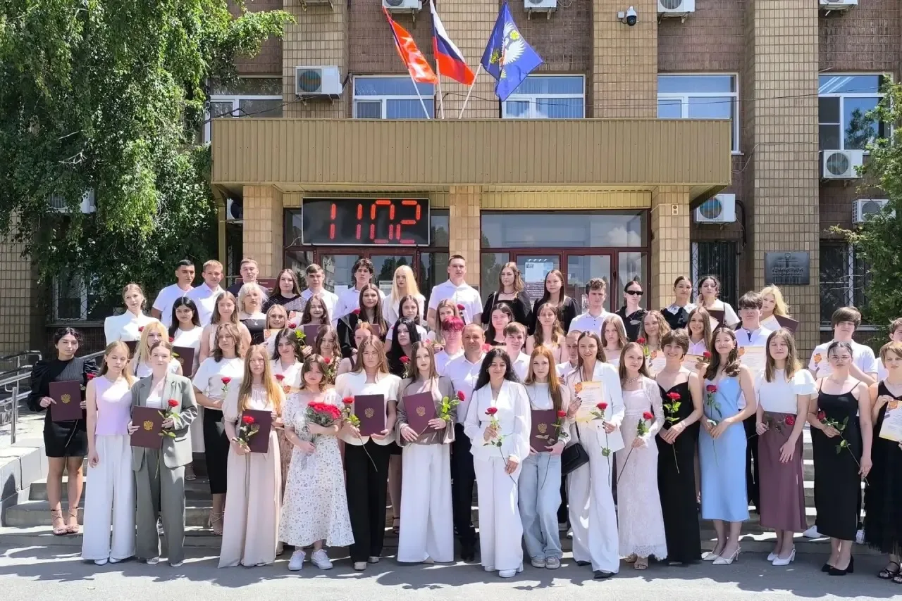 "Мы ими гордимся": Городищенский район аплодирует своим лучшим выпускникам 💫
