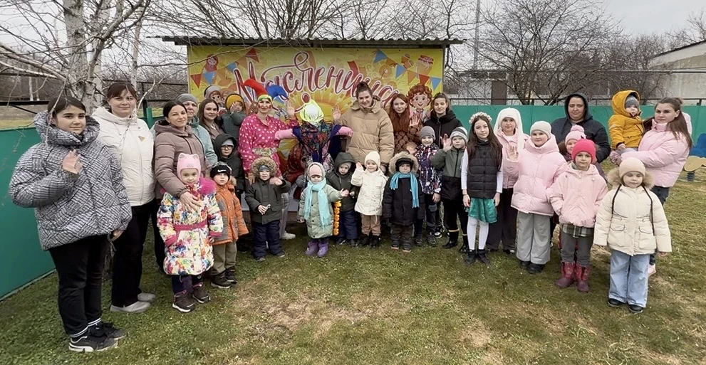 🎉🥞 В рамках дружного сотрудничества между детским садом №43 "Берёзка" и МАОУ СОШ №9 и...