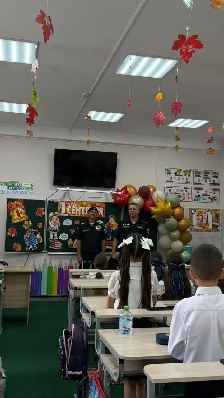 Сегодня состоялся республиканский классный час «Урок мужества». Он был посвящён Году ед...