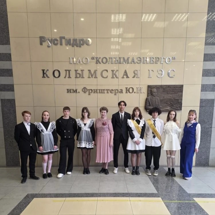 🏭«Путешествие в мир энергетики: - в производственных помещениях ПАО «Колымаэнерго» сов...