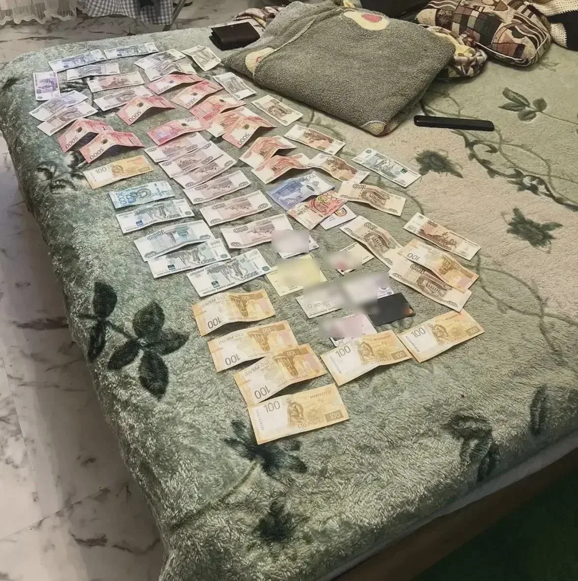 В Оренбургском районе раскрыли кражу портмоне из такси