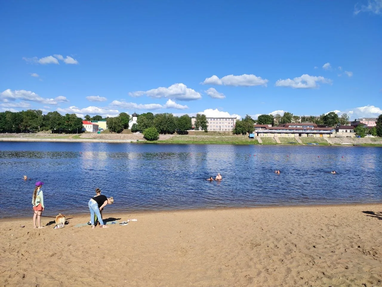 Пляжи Псковской области: места, где купаться запрещено