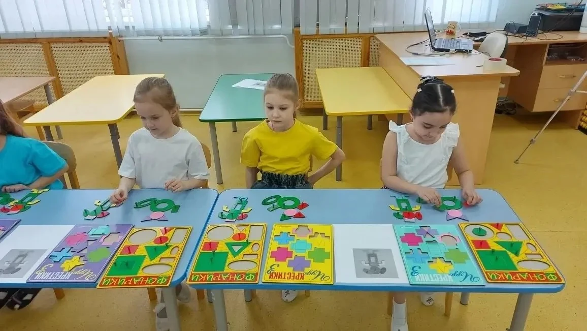🌸Сегодня на базе ДО "Непоседы" воспитателями Испирян М.Ю. и Козловой Е.Н. был проведём теле-мост по 