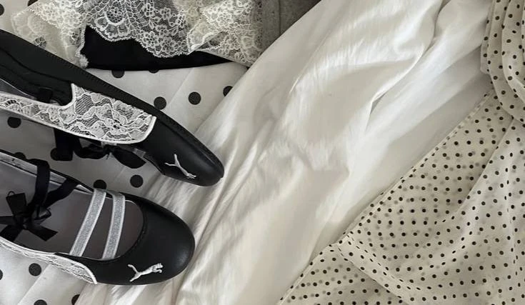 🧦Сегодня учим виды тканей 
на английском:

• Angora – ангора
• Satin – атлас
• Baft – бафт
• Cordur