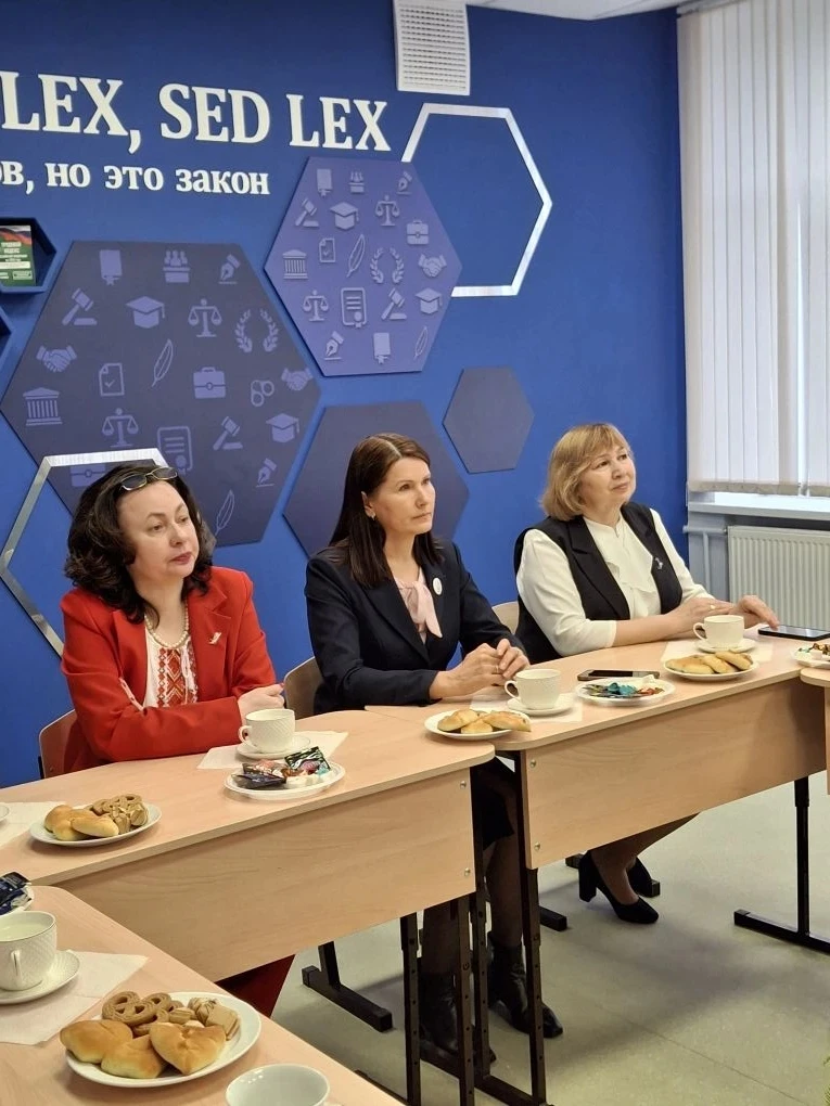 Питанию в образовательных учреждениях Чебоксар уделено особое внимание  Уполномоченный по правам реб