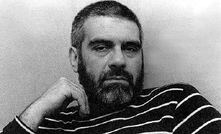 Сейчас у меня в целом тихо: почти ничего не делаю, читаю и полнею. Но иногда так тоскли...